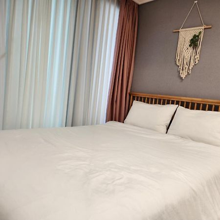 Holiday Apt Gwangan Beach Busan Luaran gambar