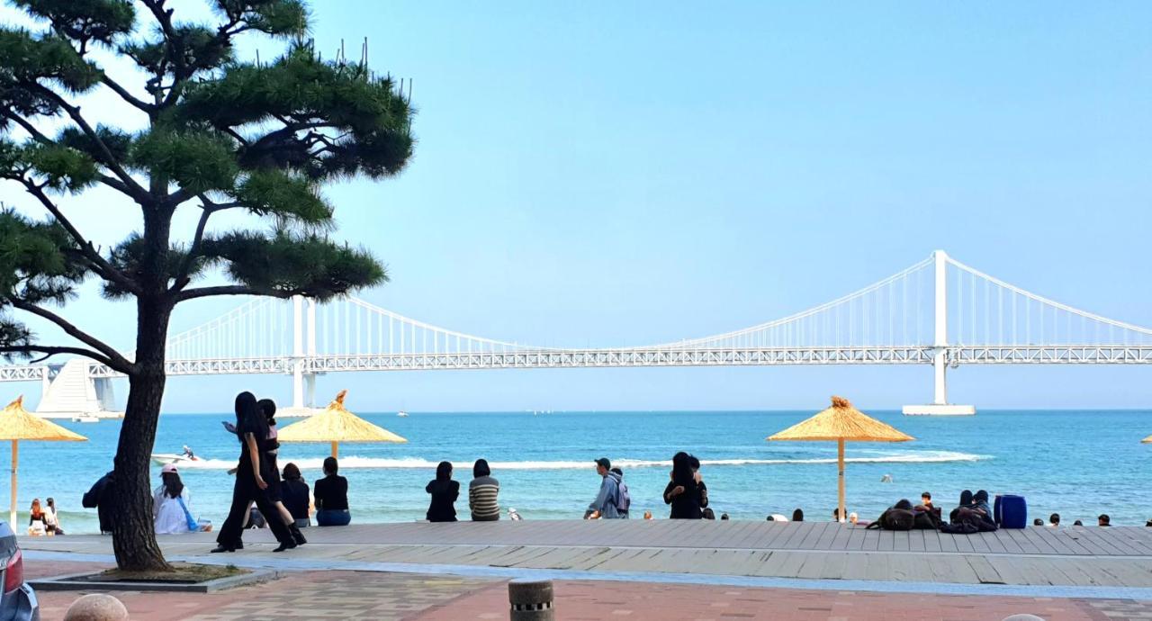 Holiday Apt Gwangan Beach Busan Luaran gambar